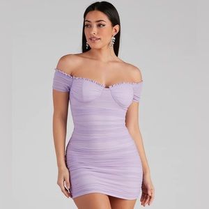 New Windsor lavender ruched bodycon dress small